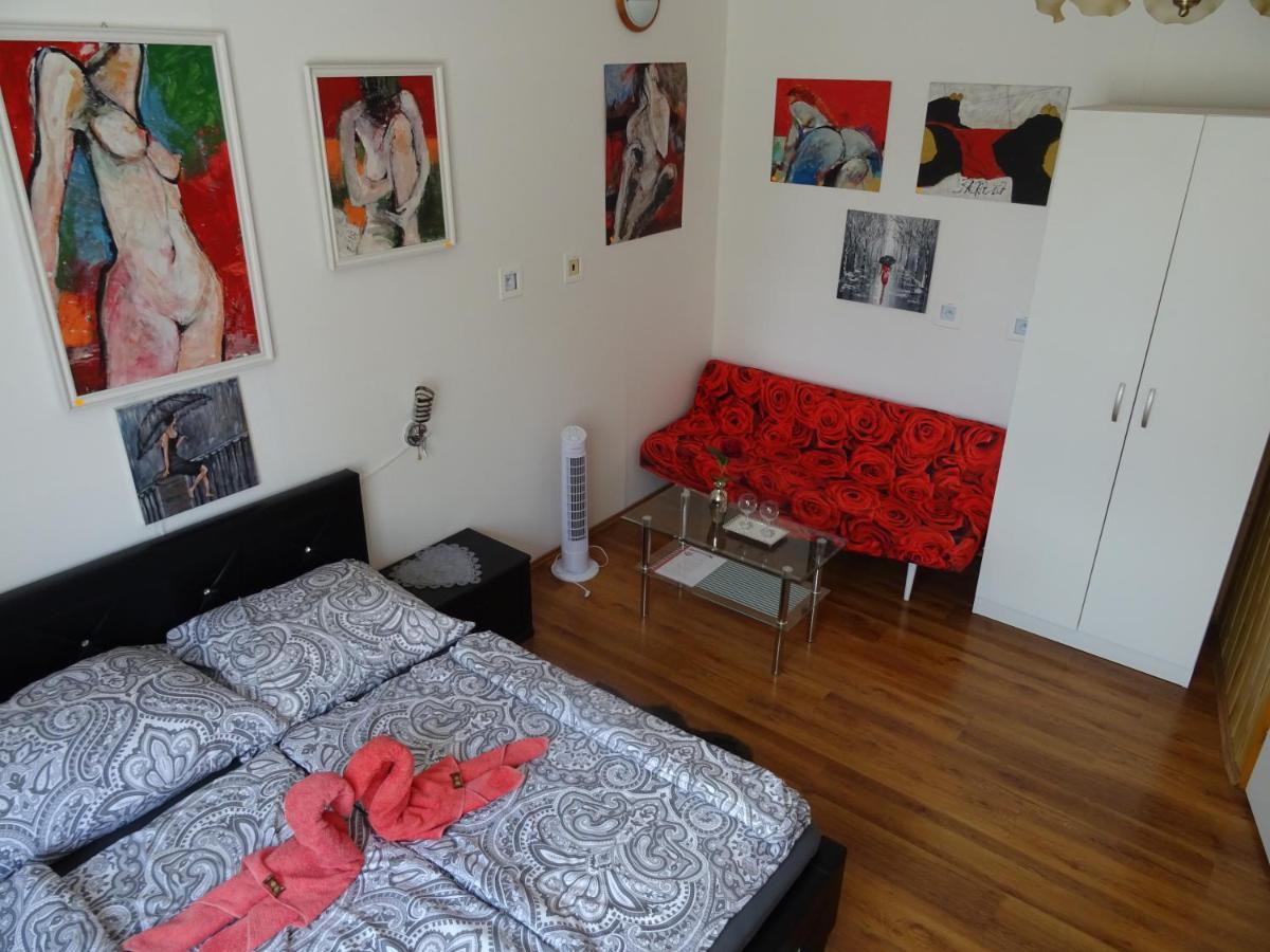 Guesthouse Ilona Velky Kamenec Eksteriør billede