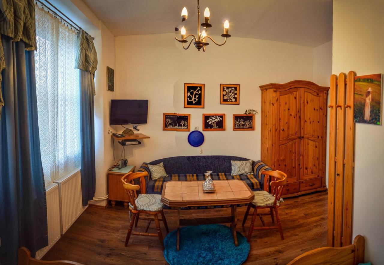 Guesthouse Ilona Velky Kamenec Eksteriør billede